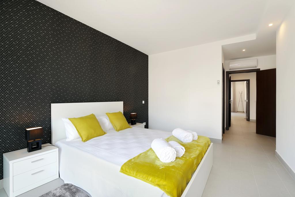 Original 3 Bedroom Downtown Албуфейра Екстер'єр фото